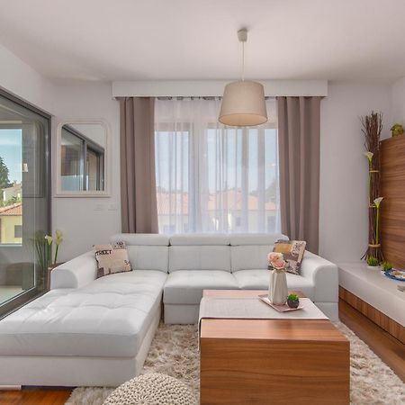 Apartments Spada Premium Residence Πόρετς Εξωτερικό φωτογραφία