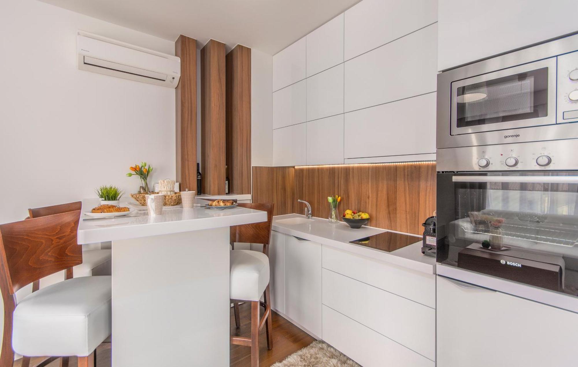 Apartments Spada Premium Residence Πόρετς Εξωτερικό φωτογραφία